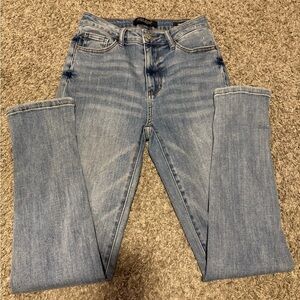 Judy Blue Light Wash Straight Leg Jeans Size 3/26